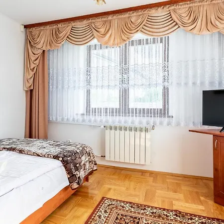 Dw Pawel Bed & Breakfast 3*
