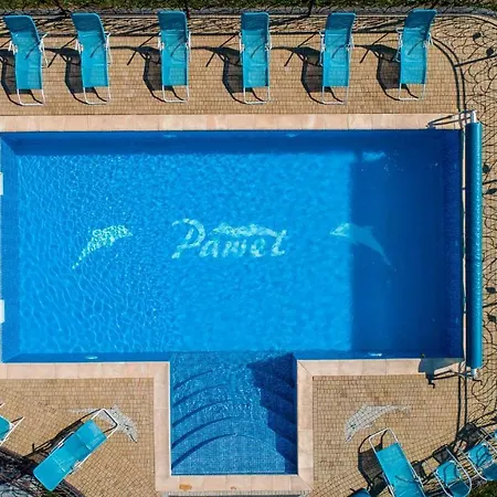 Dw Pawel Oda ve Kahvaltı